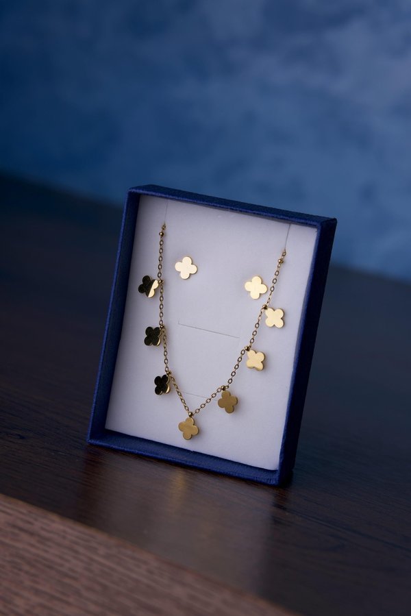 Les plus beaux modèles de bijoux tréfle pour attirer la chance